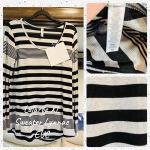Lularoe XL Sweater Lynnae
